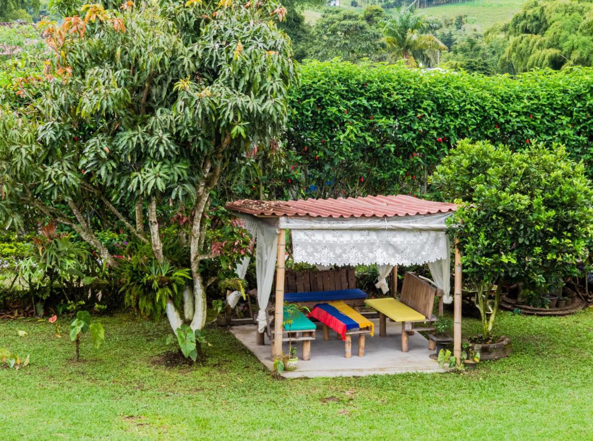 Hotel Campestre Sueno Del Abuelo Pereira Exterior photo